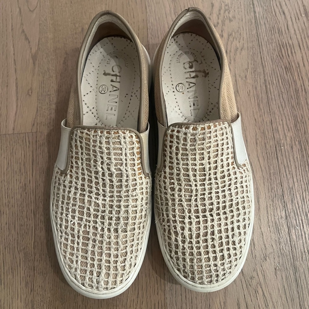 Chanel Crochet Trim Beige White Slip On Sneakers 36.5 - Picture 2 of 8